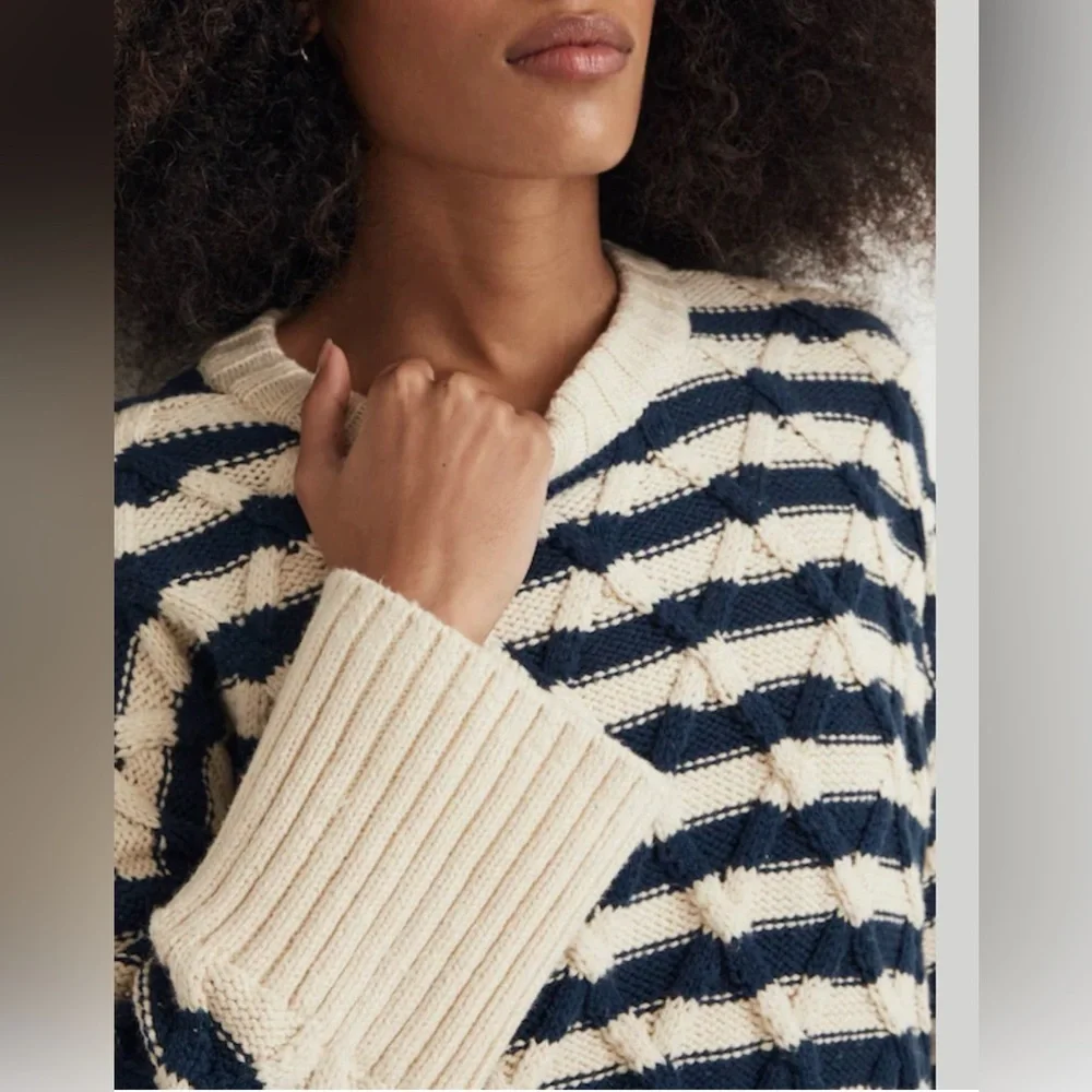 Madewell Cable-Knit Oversized Sweater in Stripe White and Navy Blue‎ Size XL